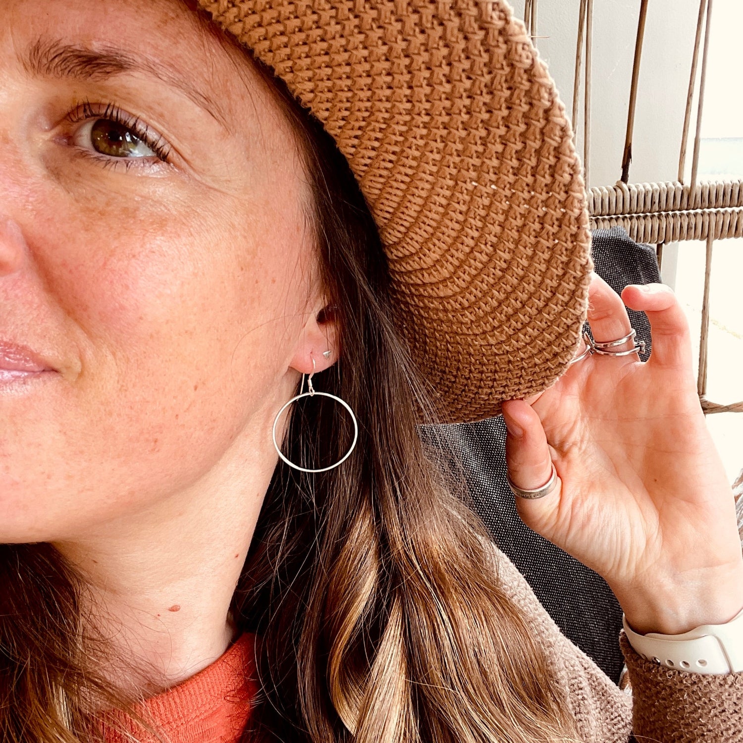 Simple Circle Earrings Gold