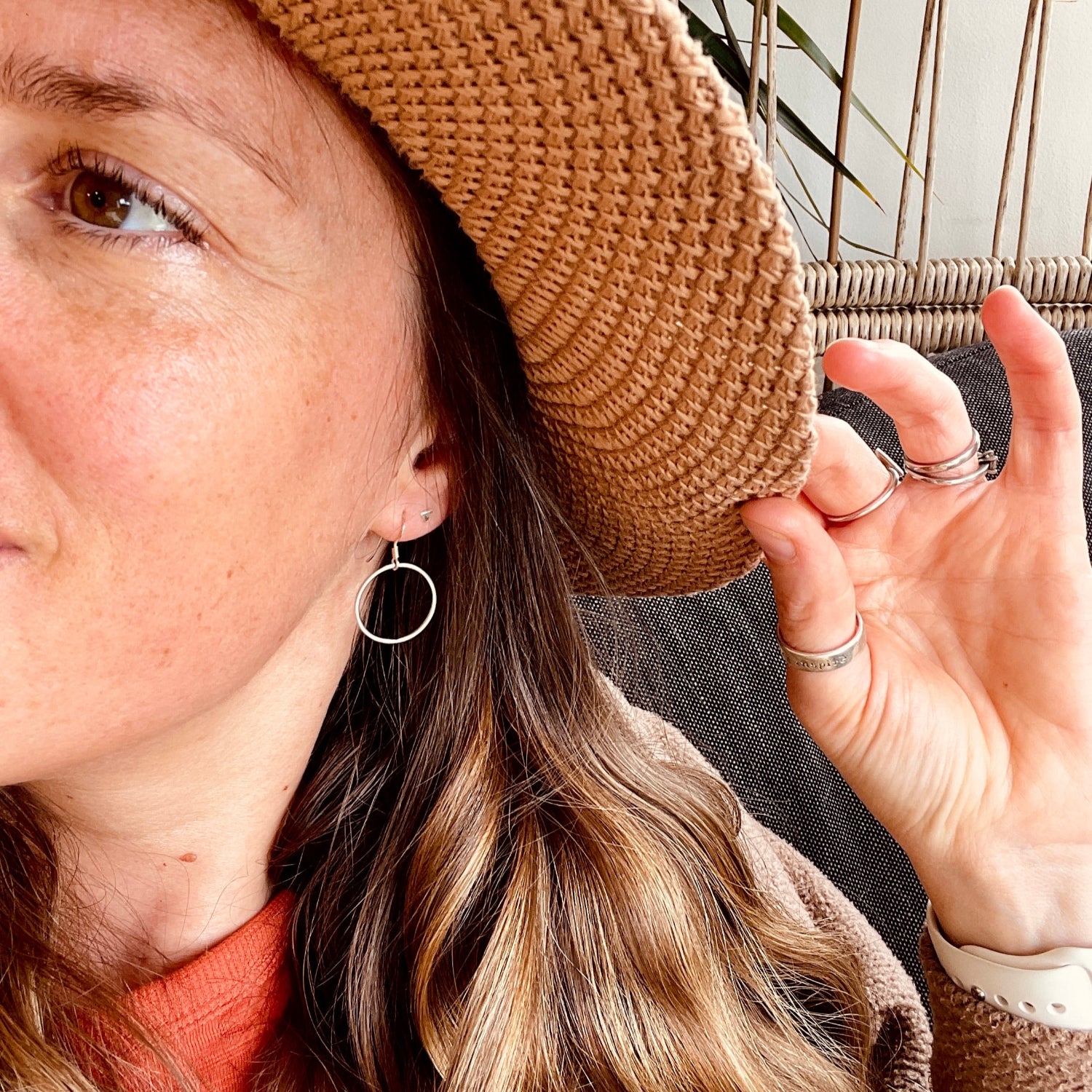 Simple Circle Earrings Gold