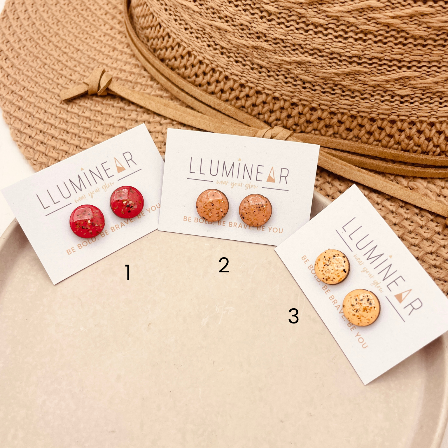 Pluto Beach Sand Studs - Warm