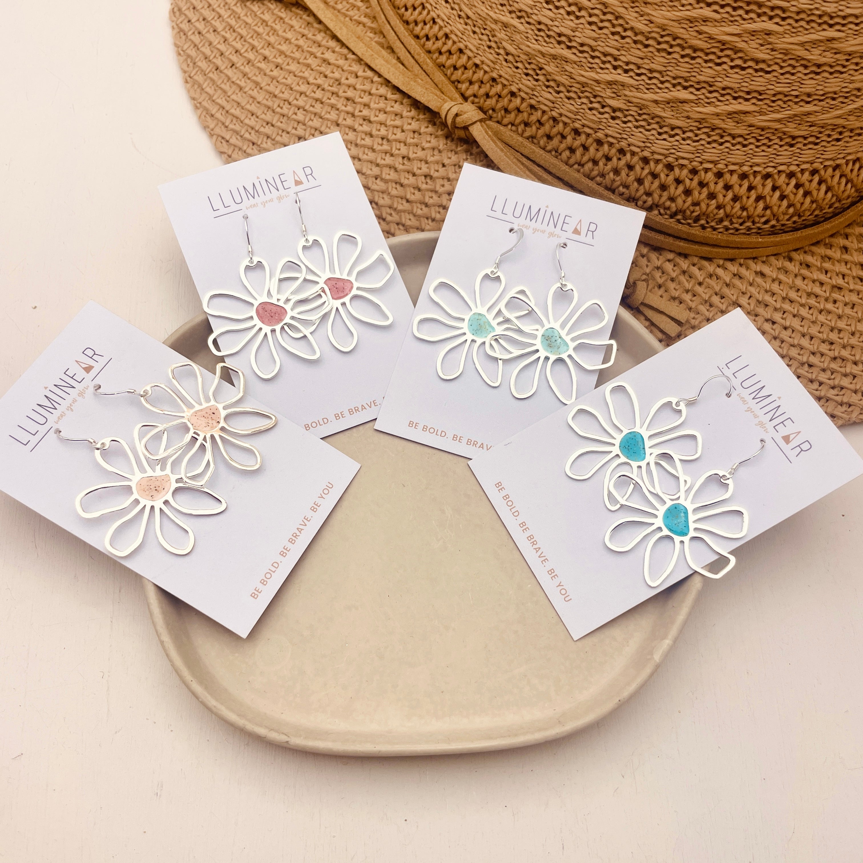 Silver Cornish Beach Sand Daisy Earrings