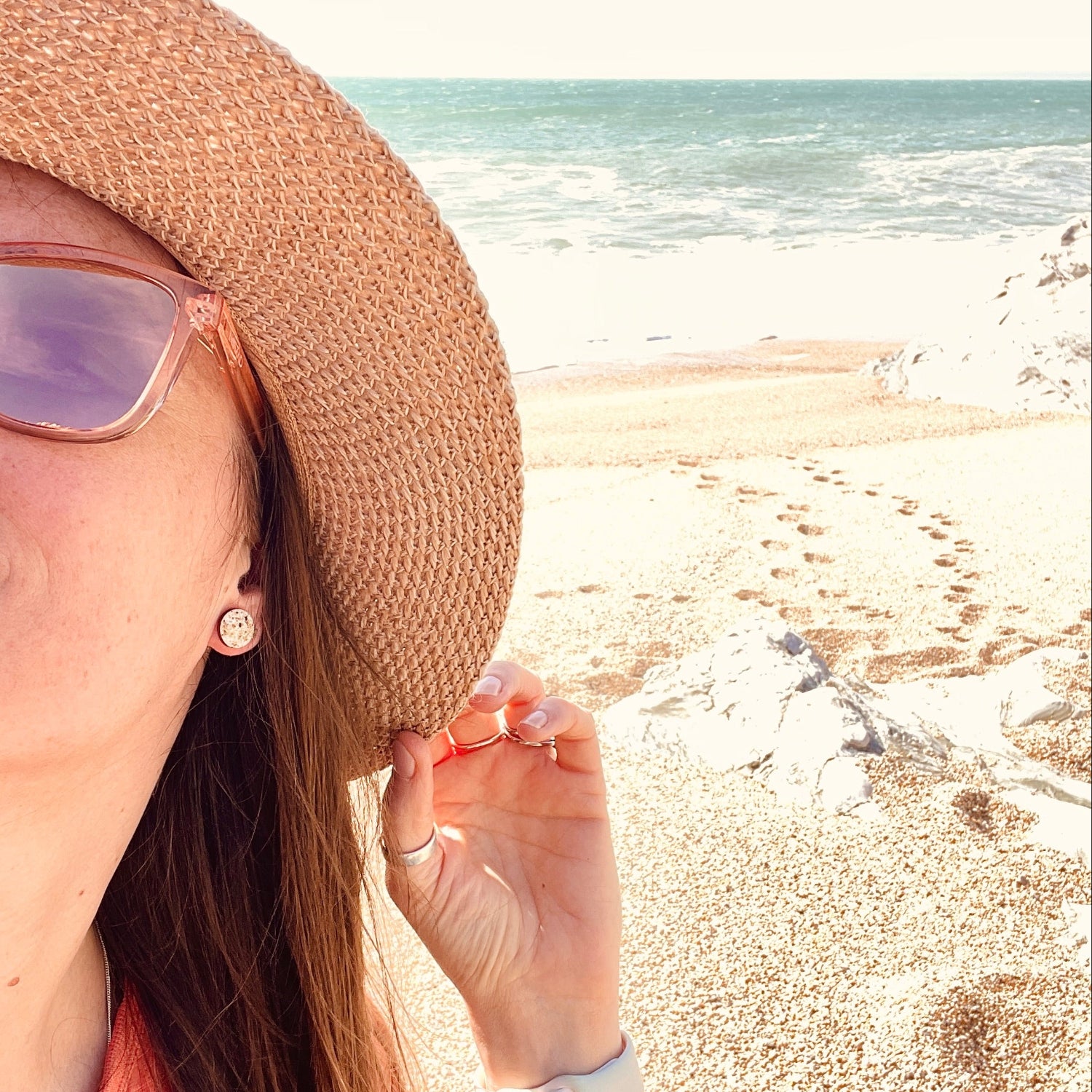 Pluto Beach Sand Studs - Warm