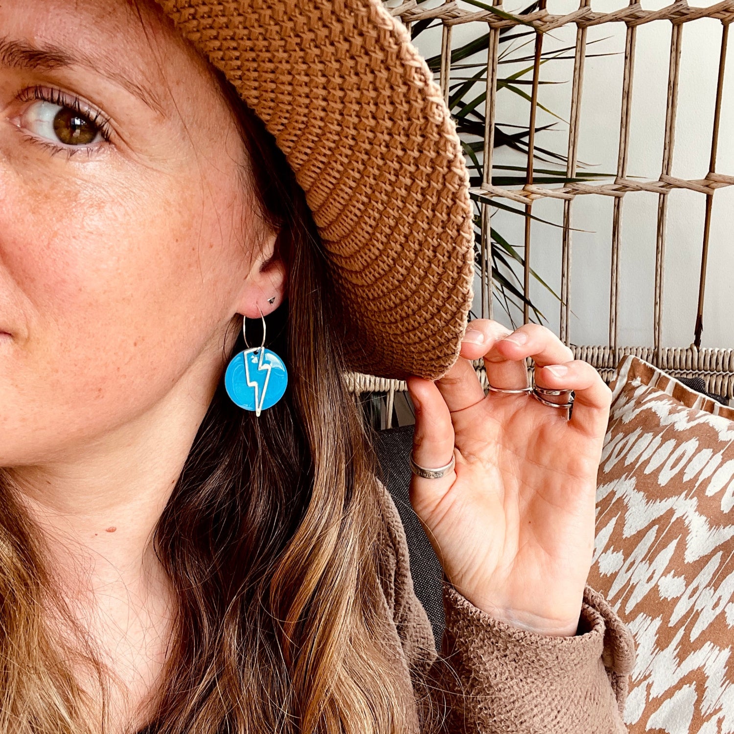 May Earrings Comet Blue Lightning Bolt Silver Hoop