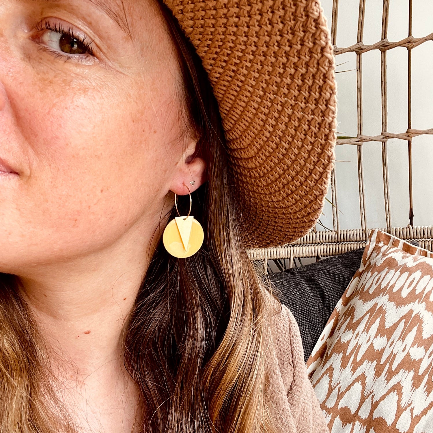 May Earrings Comet Hoop Yellow Triton Gold