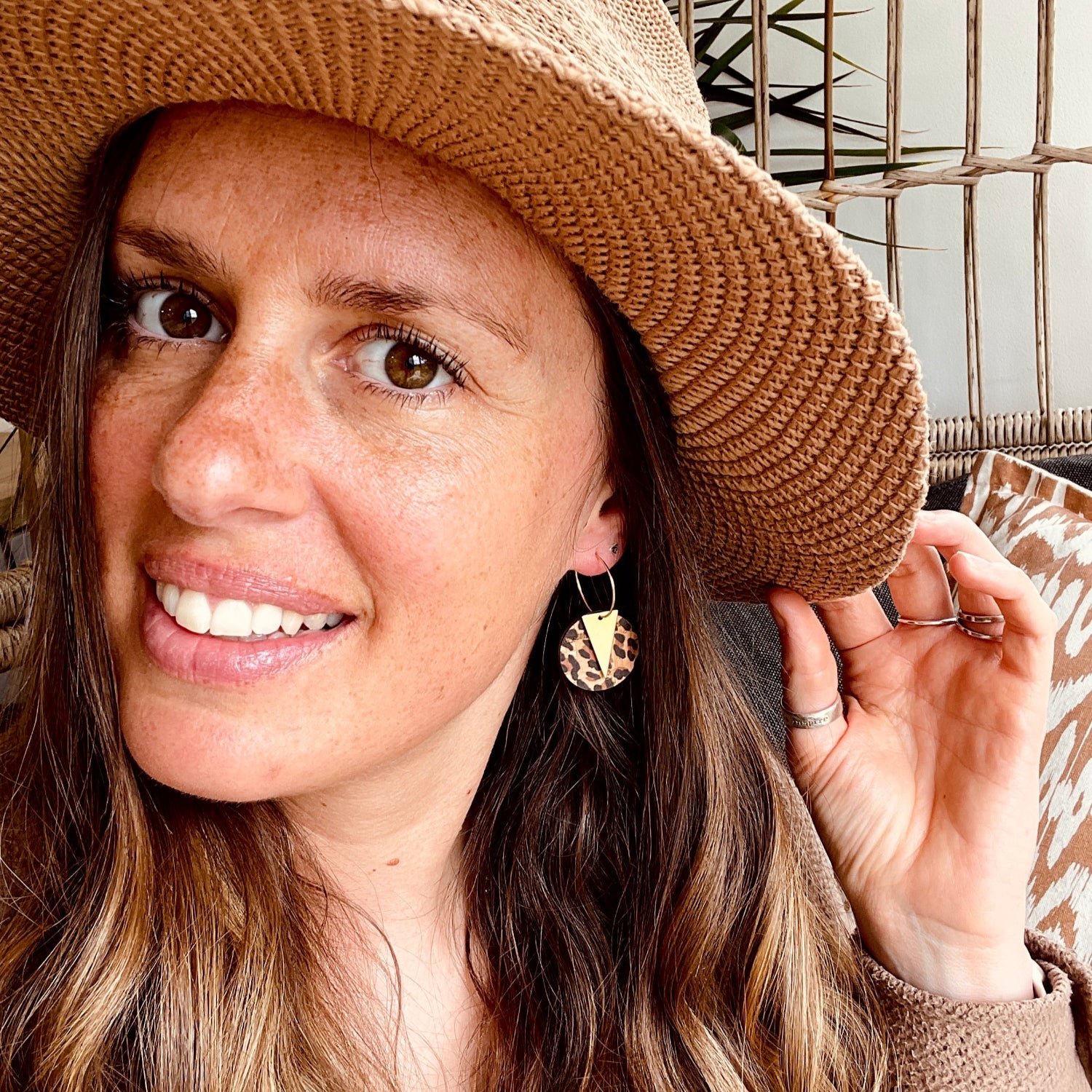 Comet Hoop Earrings Leopard Triton Gold