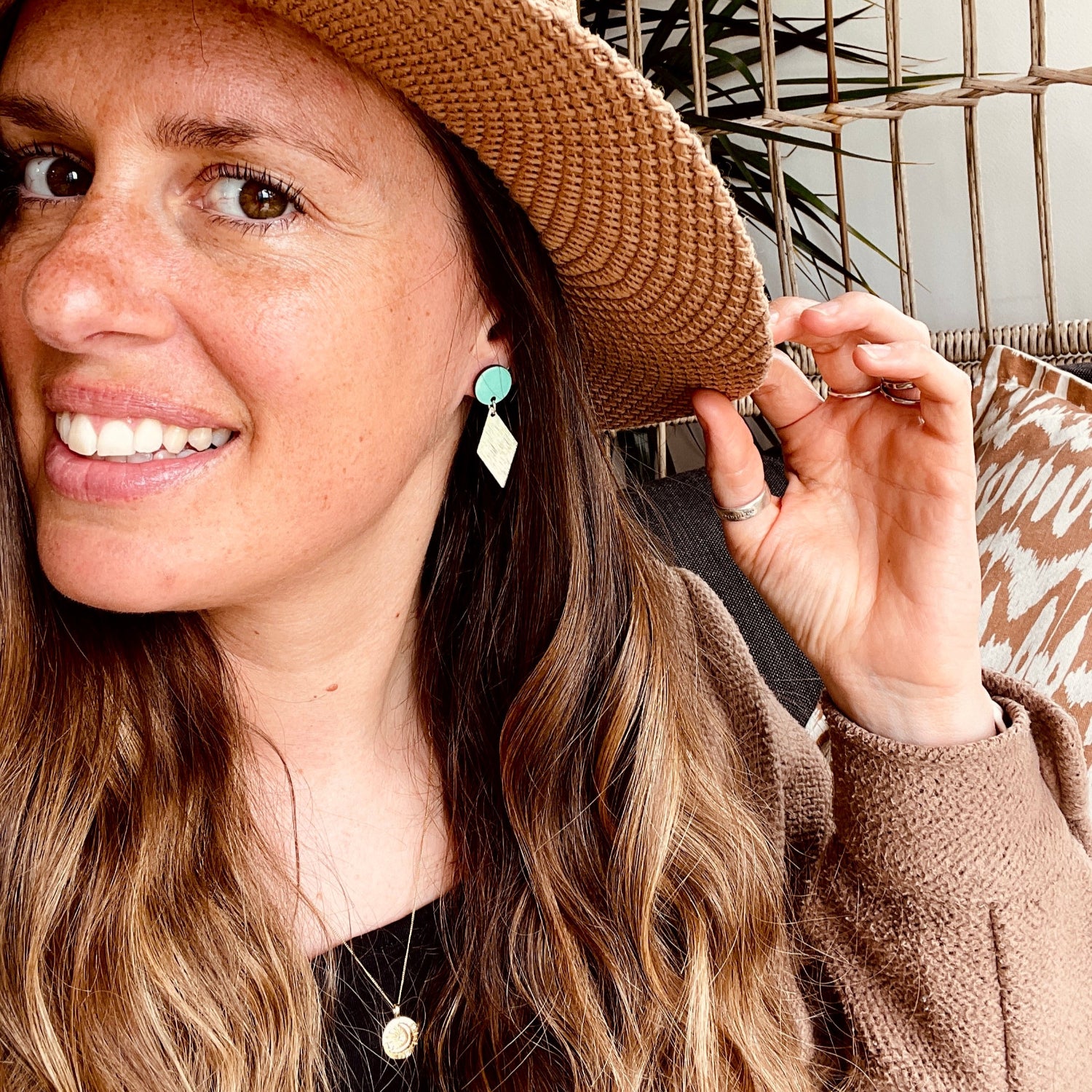 May Earrings Mint Diamond Studs