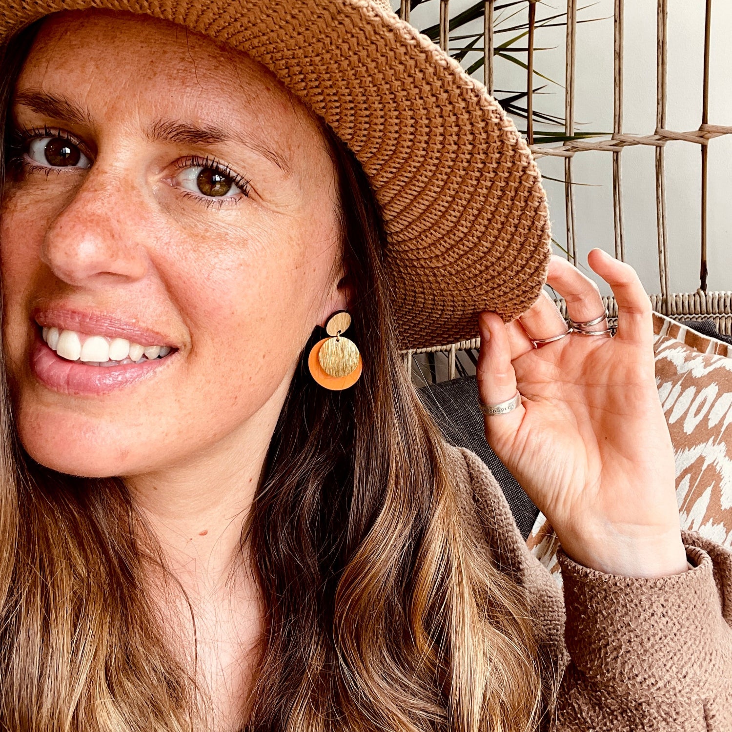 May Earrings Apollo Orange Gold