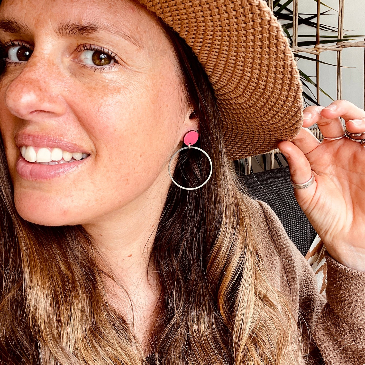 May Earrings Venus Pink Studs