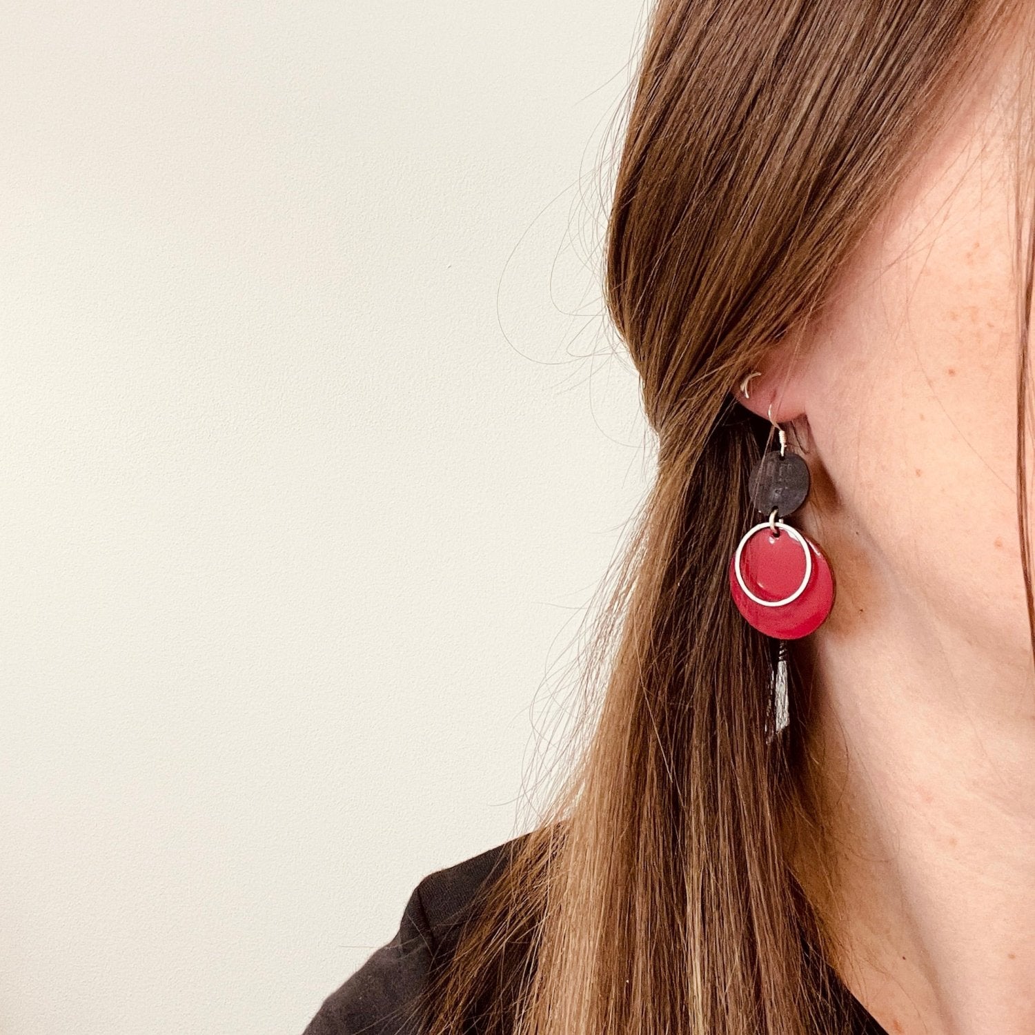 Winter Neptune Earrings Red