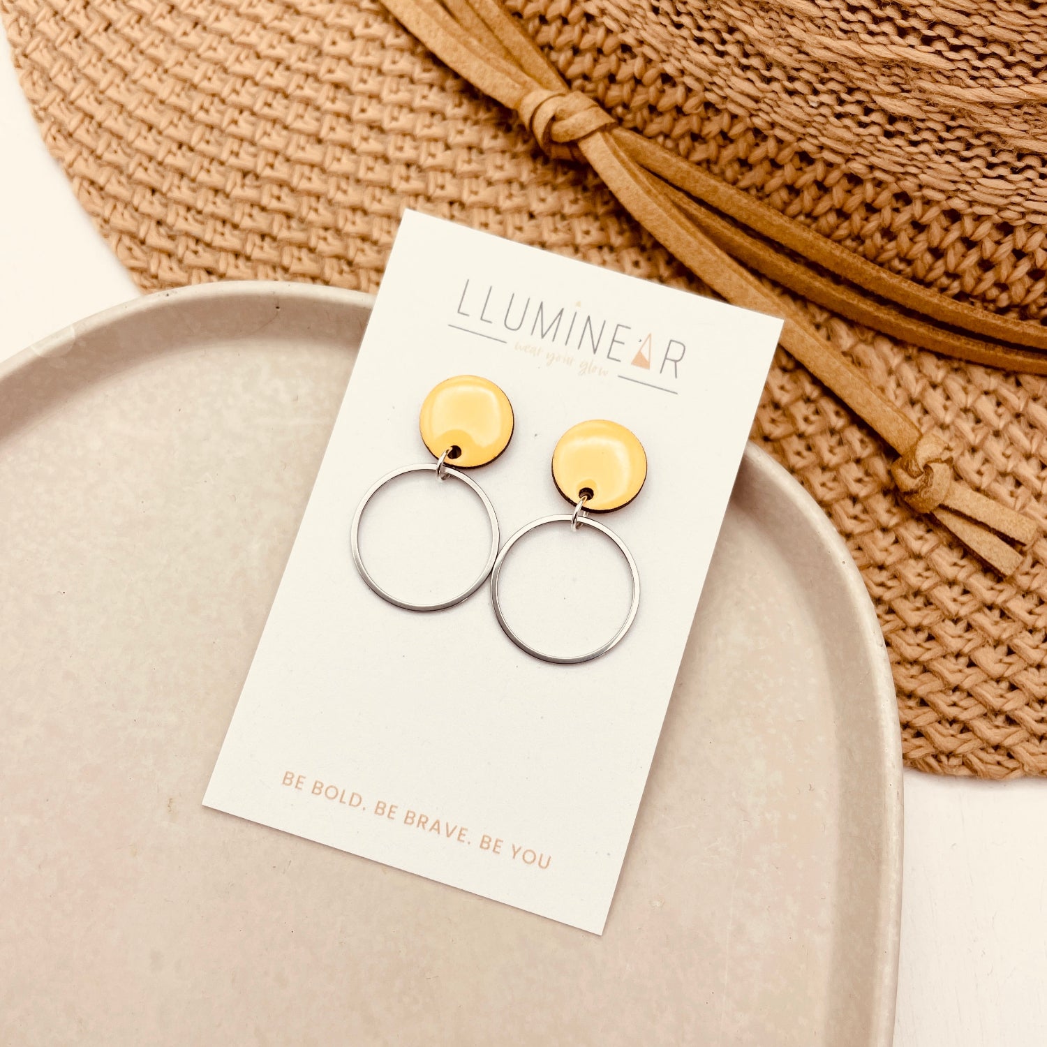 May Earrings Venus Yellow Studs
